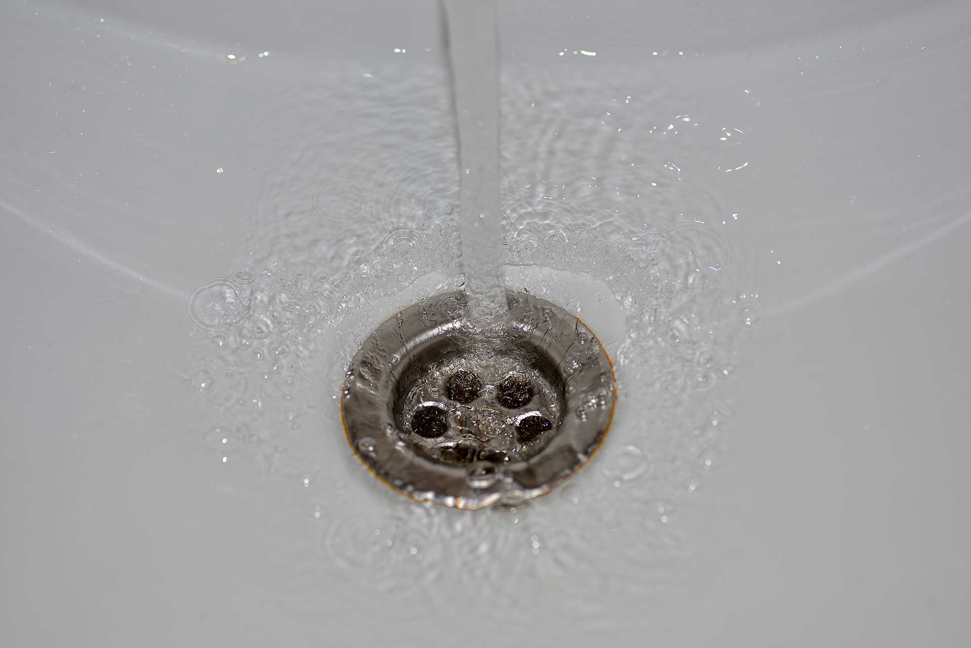A2B Drains provides services to unblock blocked sinks and drains for properties in St Johns.